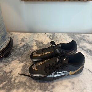 Nike Youth Soccer Cleats